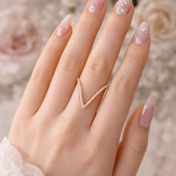 Minimal V Luxe Ring